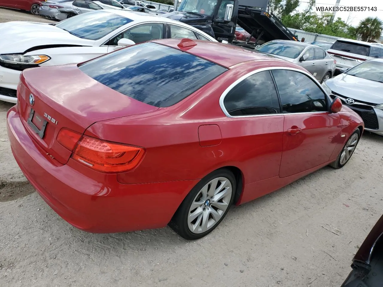 2011 BMW 328 I VIN: WBAKE3C52BE557143 Lot: 73976264