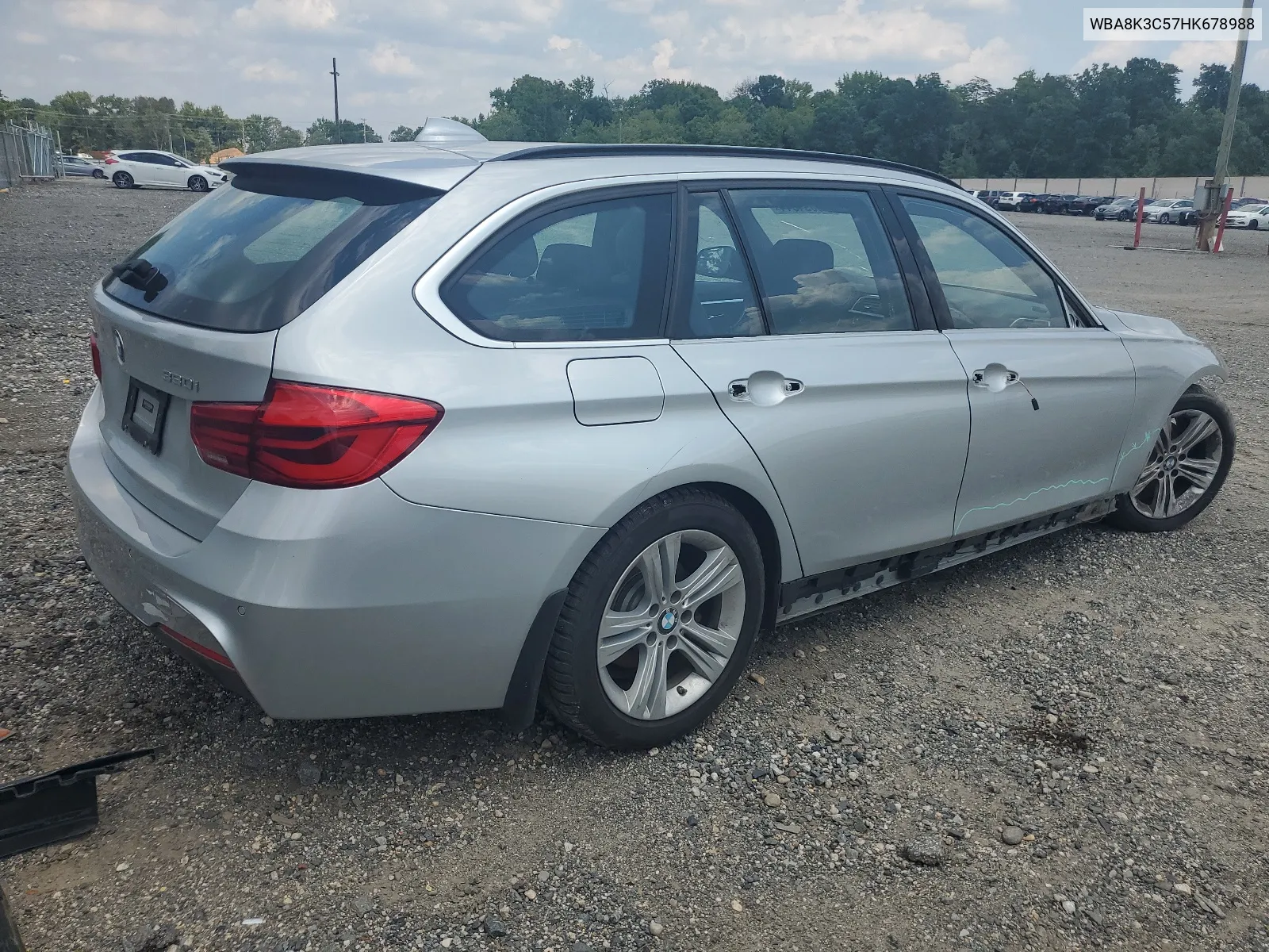 WBA8K3C57HK678988 2017 BMW 330 Xi