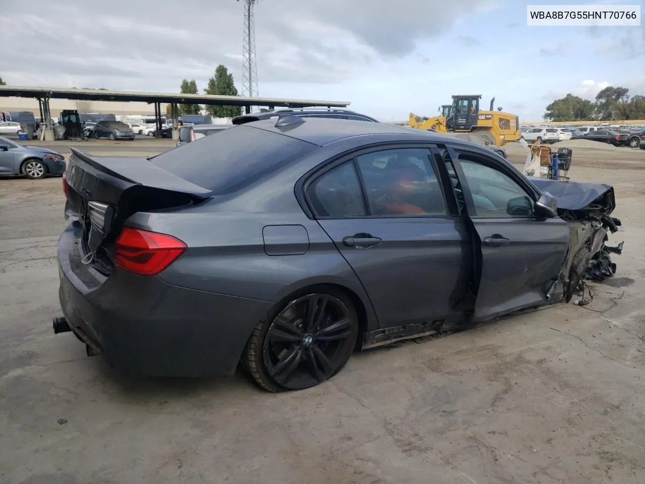 WBA8B7G55HNT70766 2017 BMW 340 Xi