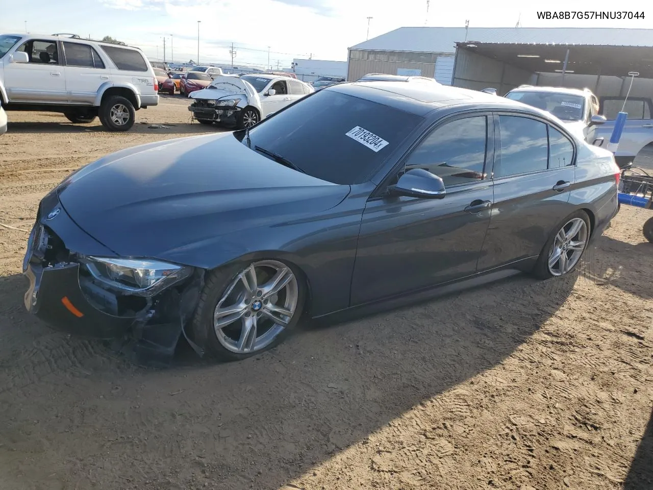 WBA8B7G57HNU37044 2017 BMW 340 Xi