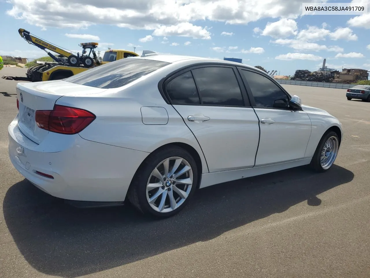 WBA8A3C58JA491709 2018 BMW 320 Xi