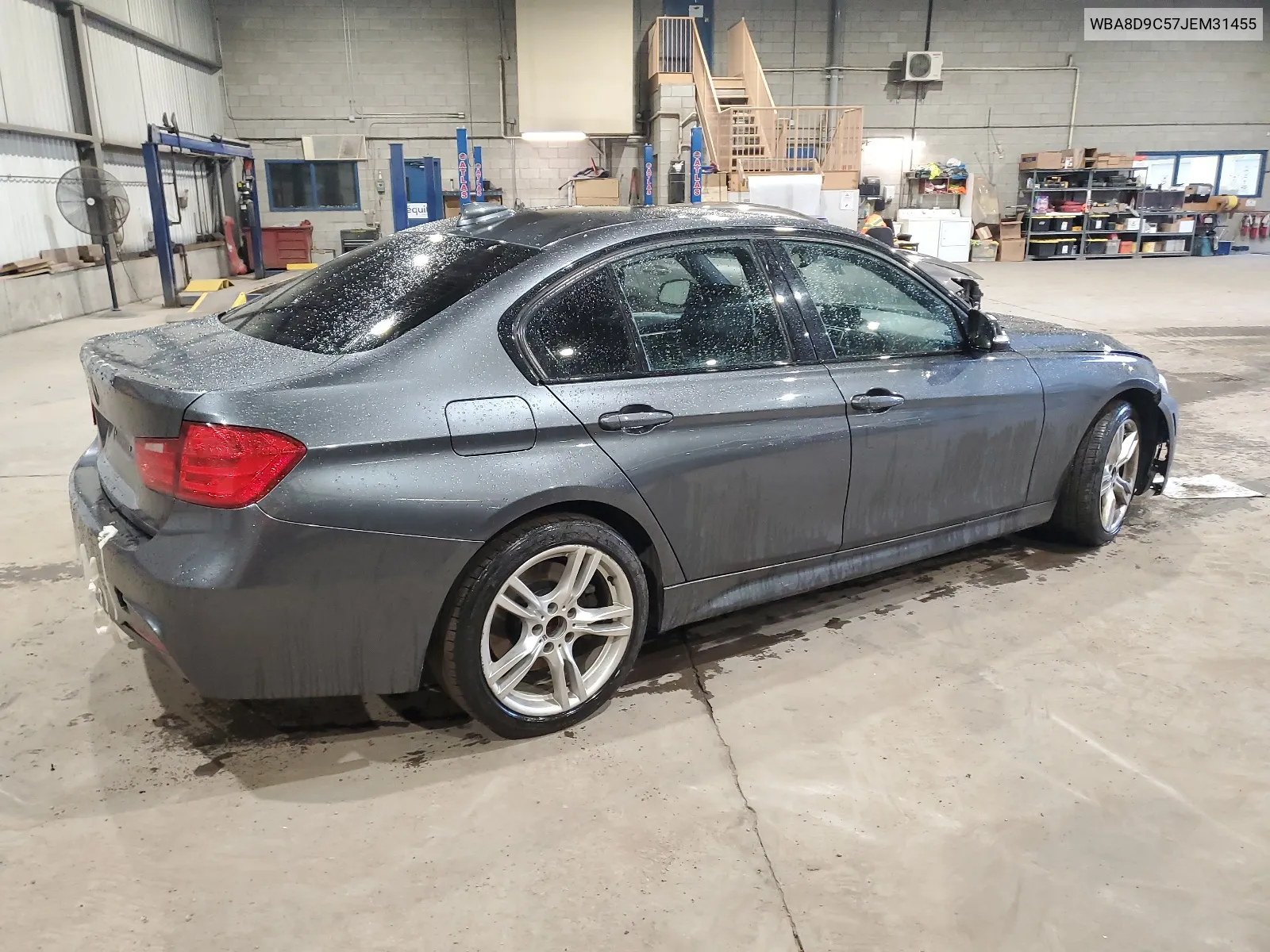 WBA8D9C57JEM31455 2018 BMW 330 Xi