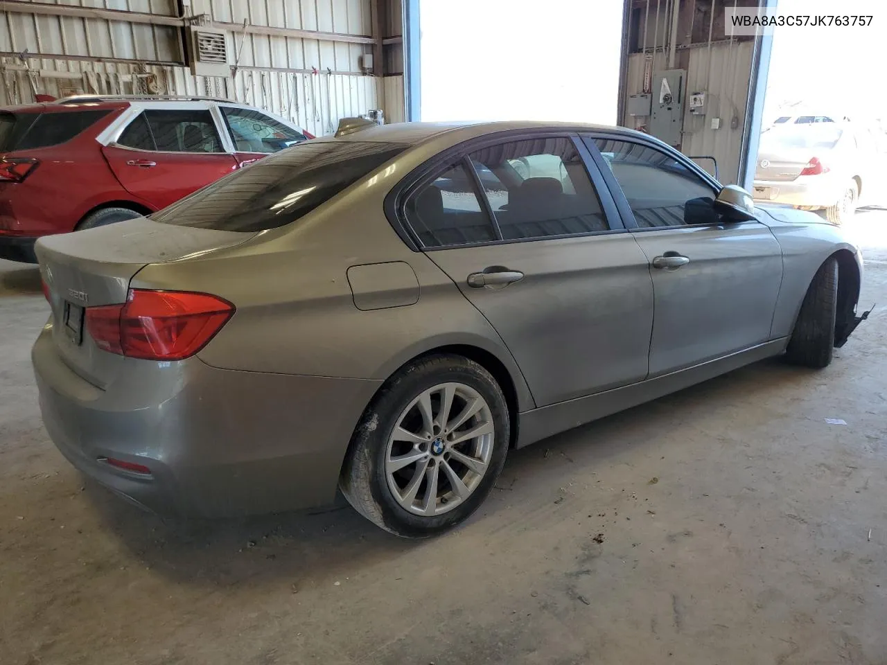 2018 BMW 320 Xi VIN: WBA8A3C57JK763757 Lot: 65621874