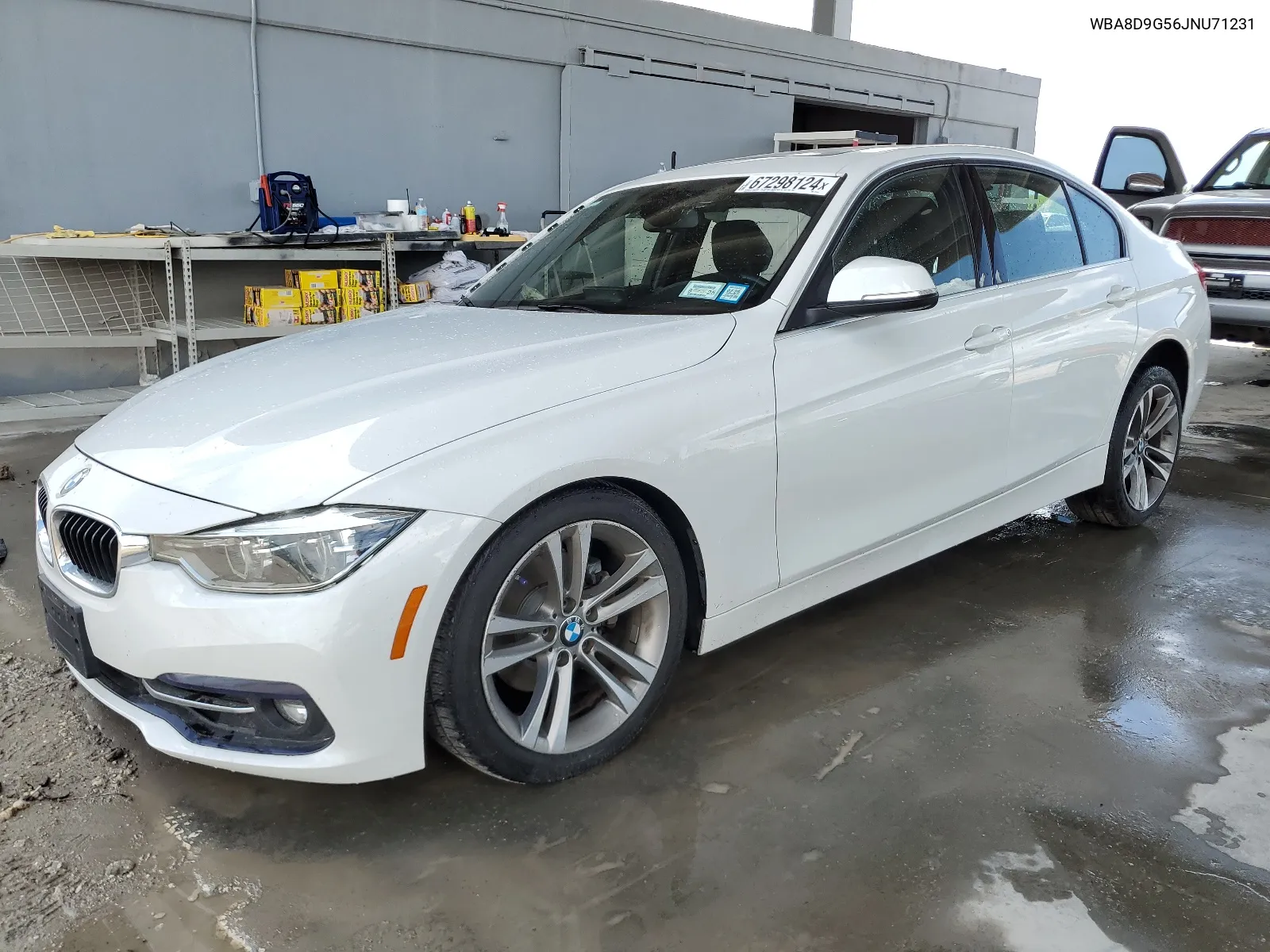 2018 BMW 330 Xi VIN: WBA8D9G56JNU71231 Lot: 67298124