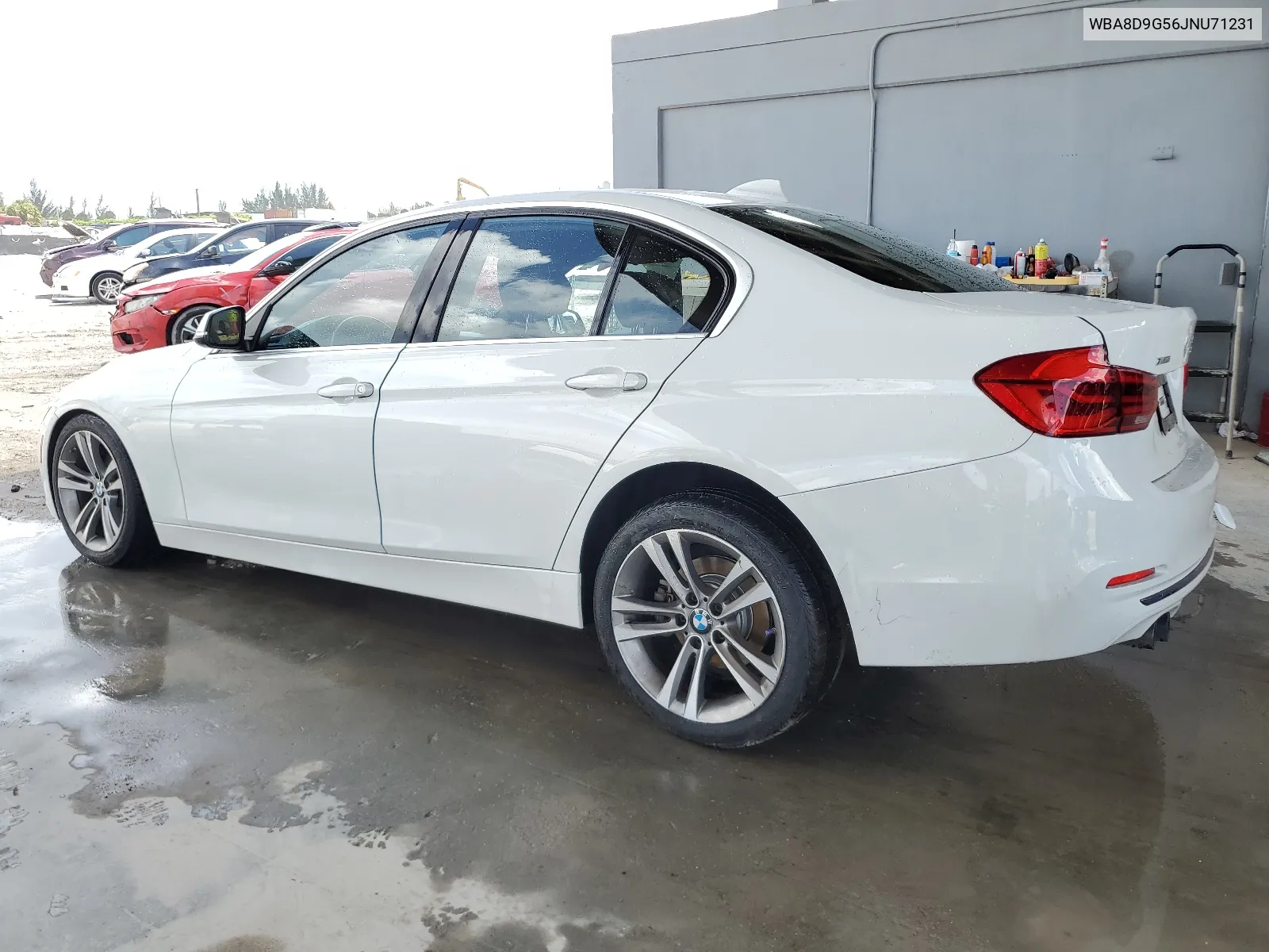 2018 BMW 330 Xi VIN: WBA8D9G56JNU71231 Lot: 67298124