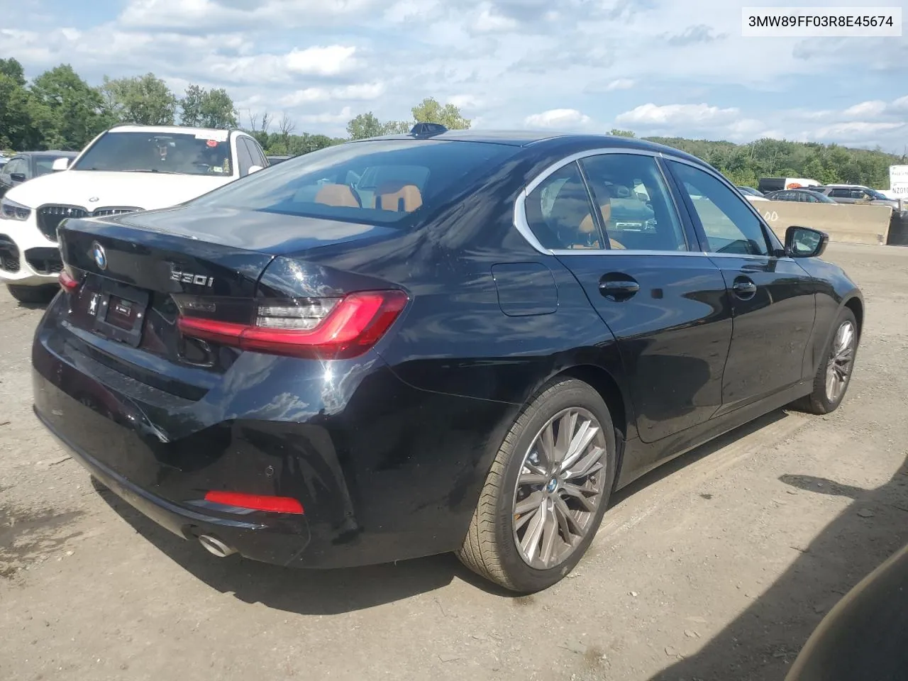 3MW89FF03R8E45674 2024 BMW 330Xi