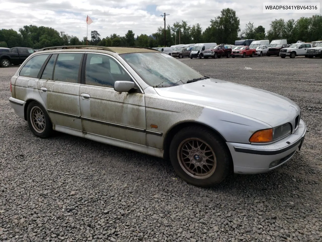 WBADP6341YBV64316 2000 BMW 528 It Automatic