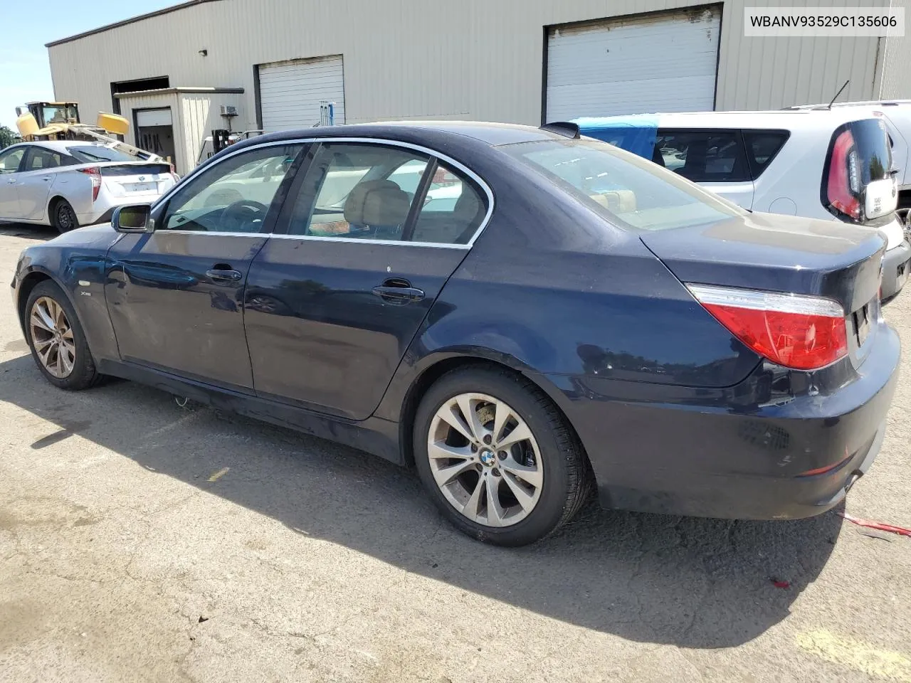 WBANV93529C135606 2009 BMW 535 Xi