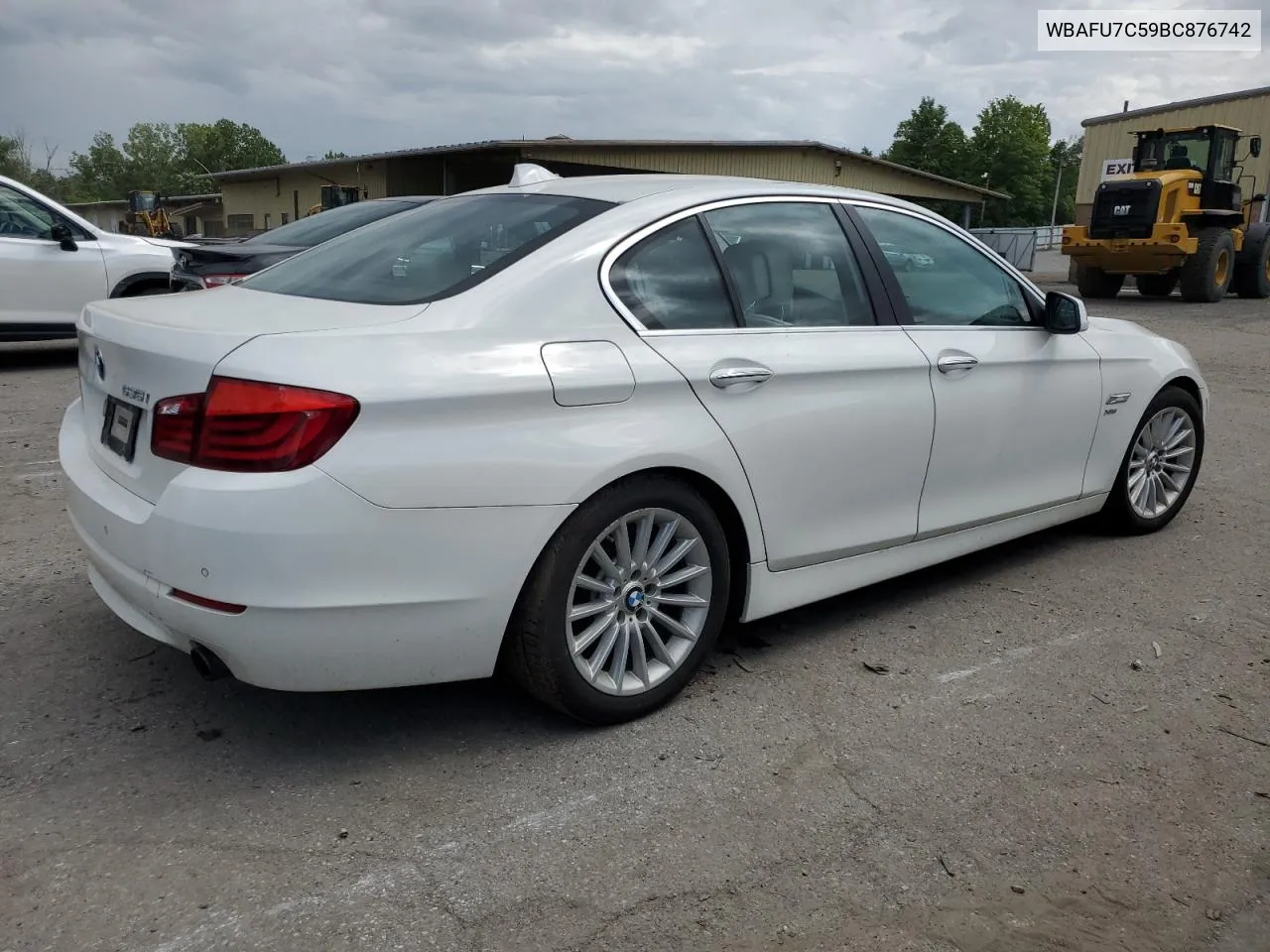 WBAFU7C59BC876742 2011 BMW 535 Xi