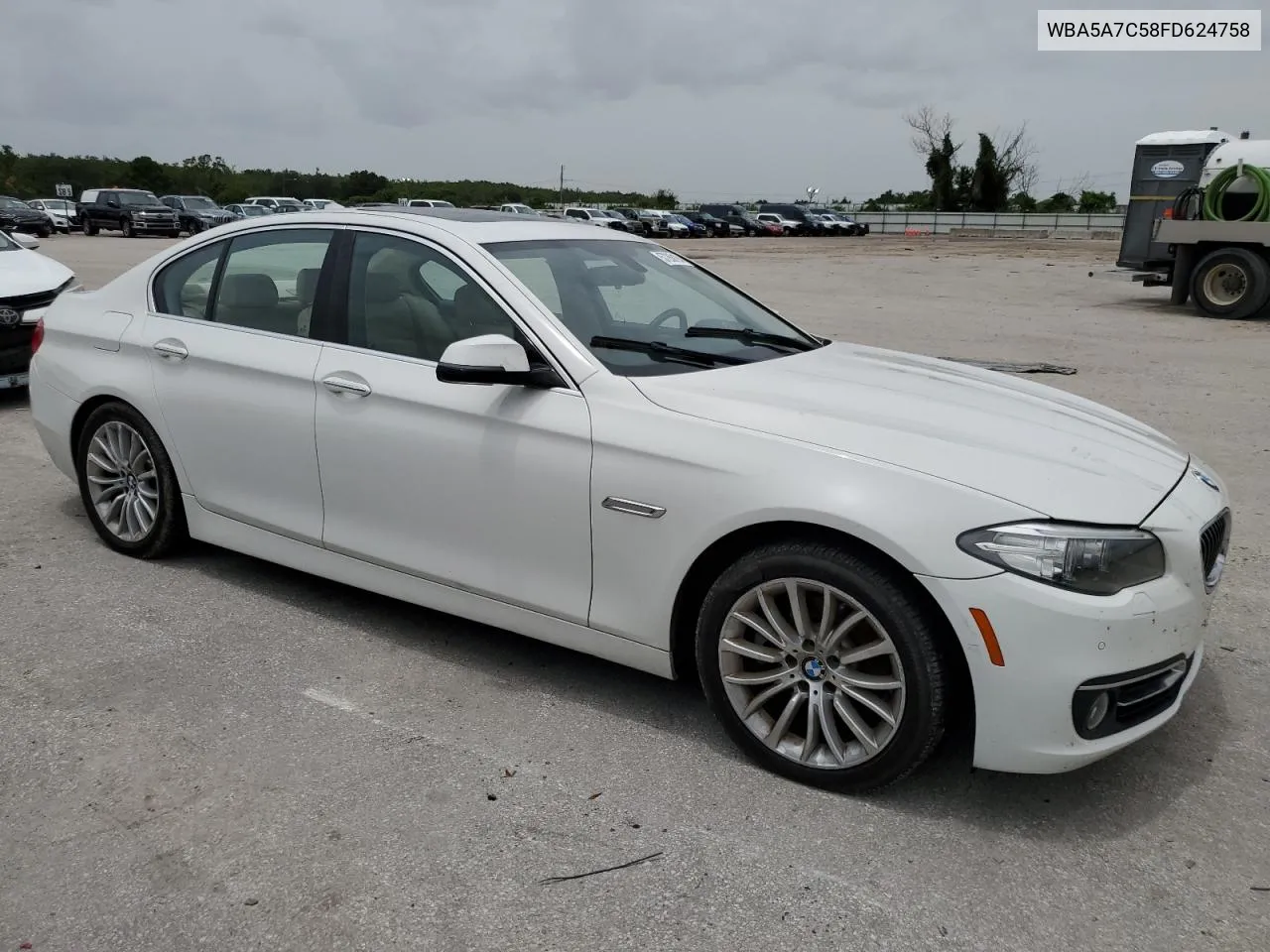 2015 BMW 528 Xi VIN: WBA5A7C58FD624758 Lot: 57268194