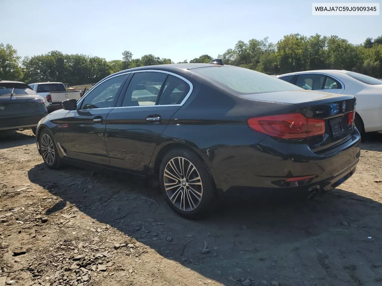 WBAJA7C59JG909345 2018 BMW 530 Xi