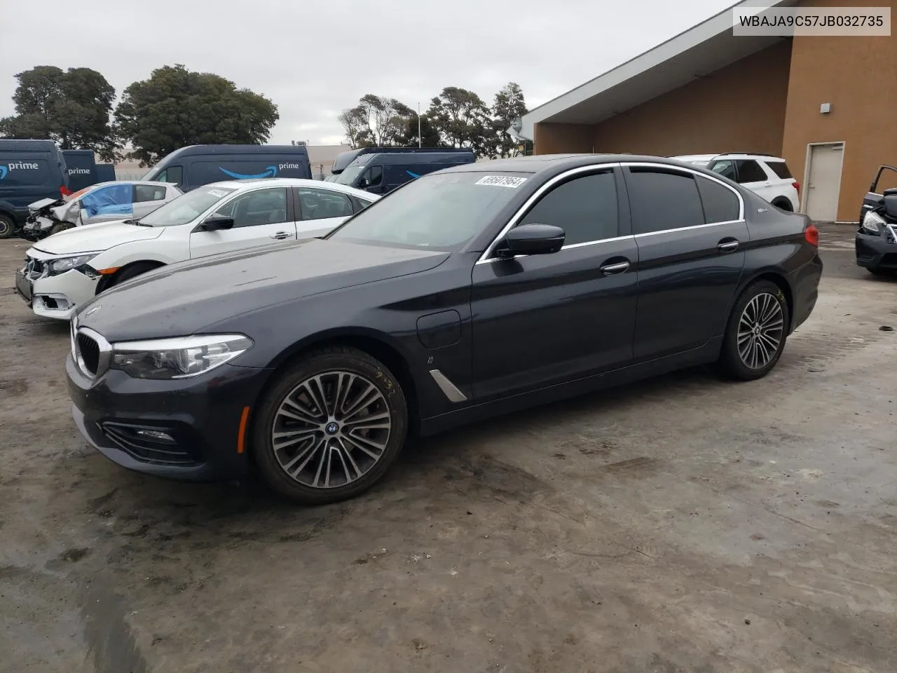 WBAJA9C57JB032735 2018 BMW 530E