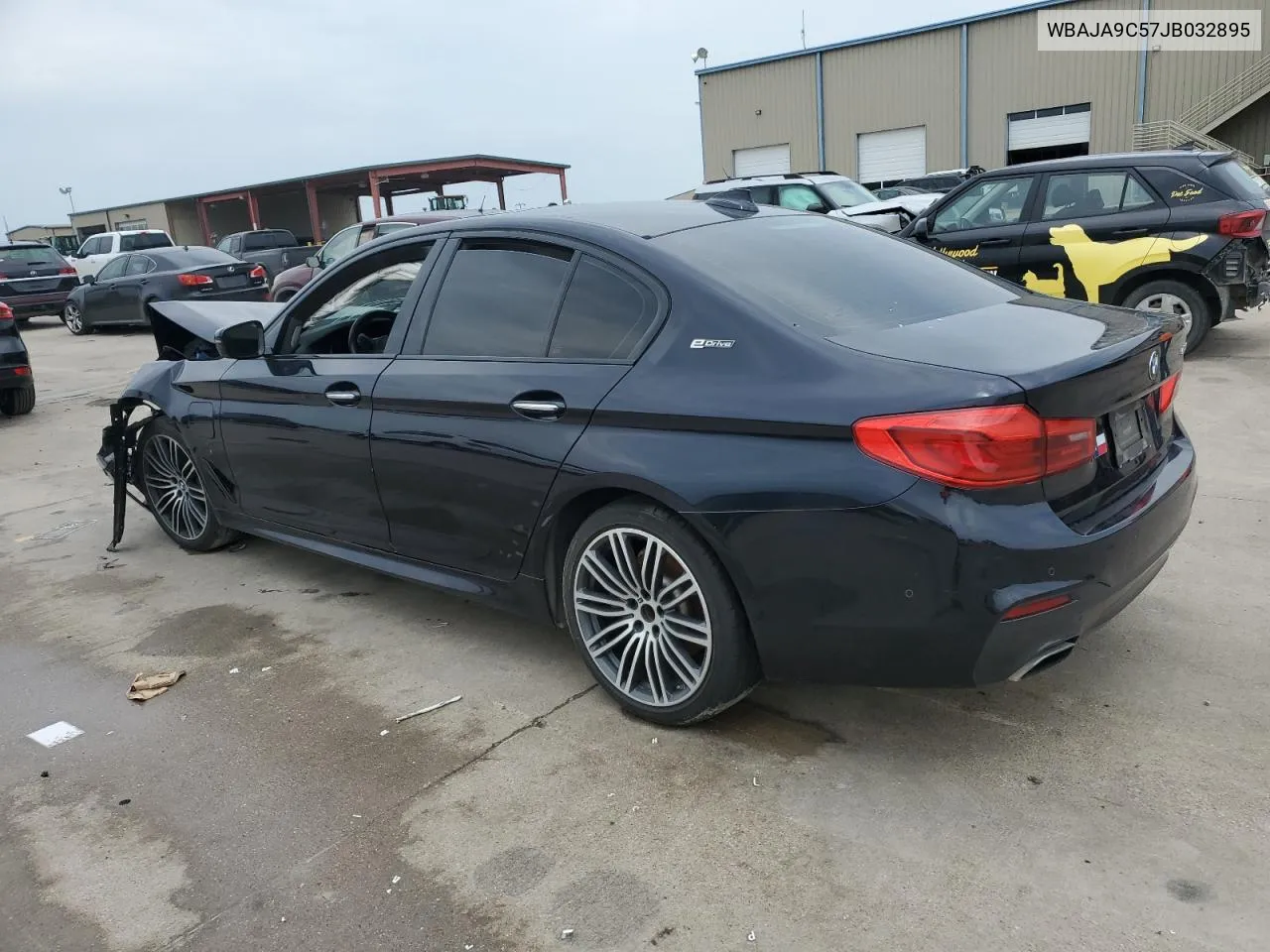 WBAJA9C57JB032895 2018 BMW 530E