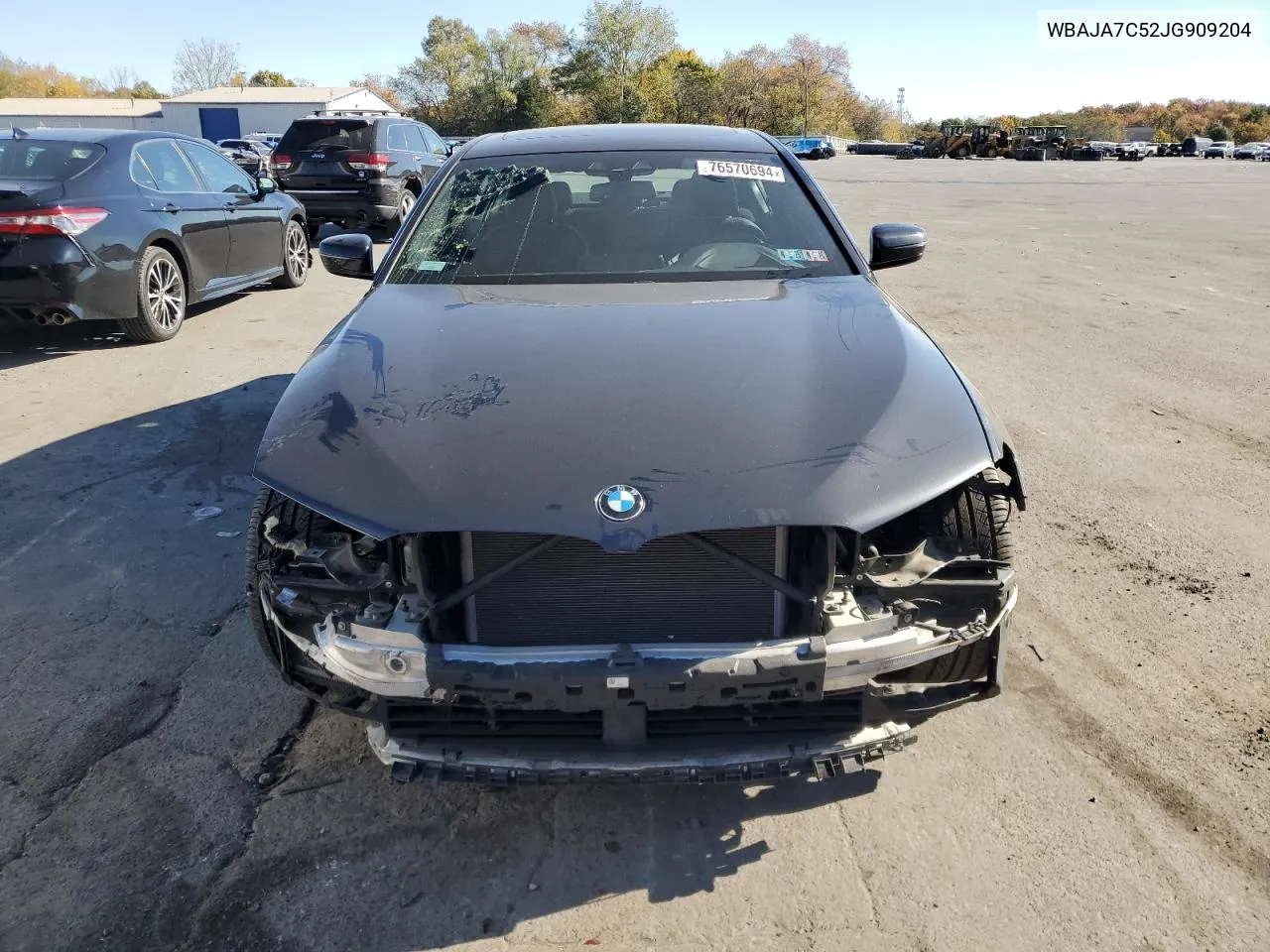 WBAJA7C52JG909204 2018 BMW 530 Xi