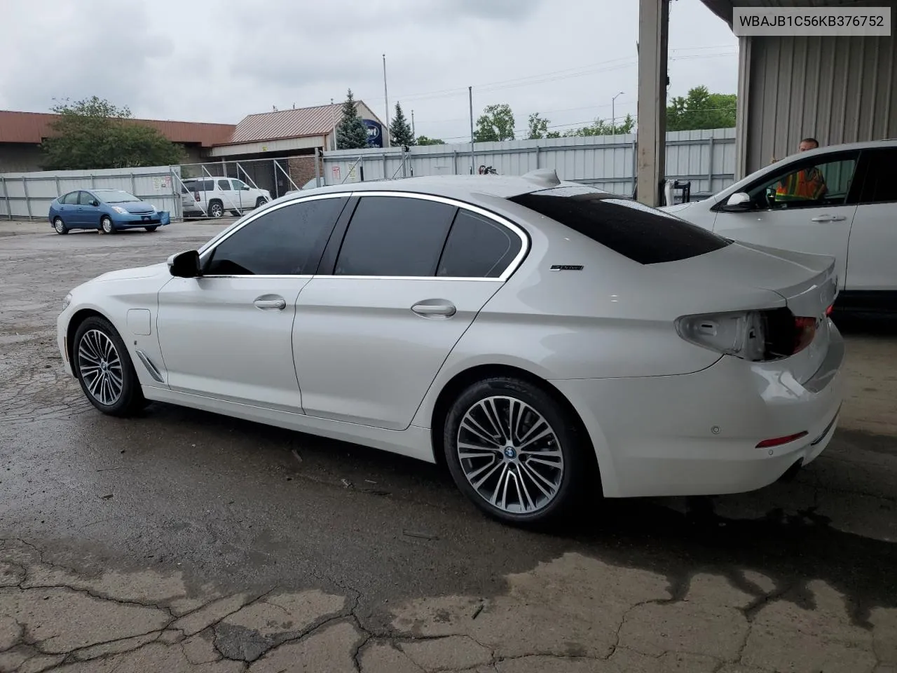 WBAJB1C56KB376752 2019 BMW 530Xe