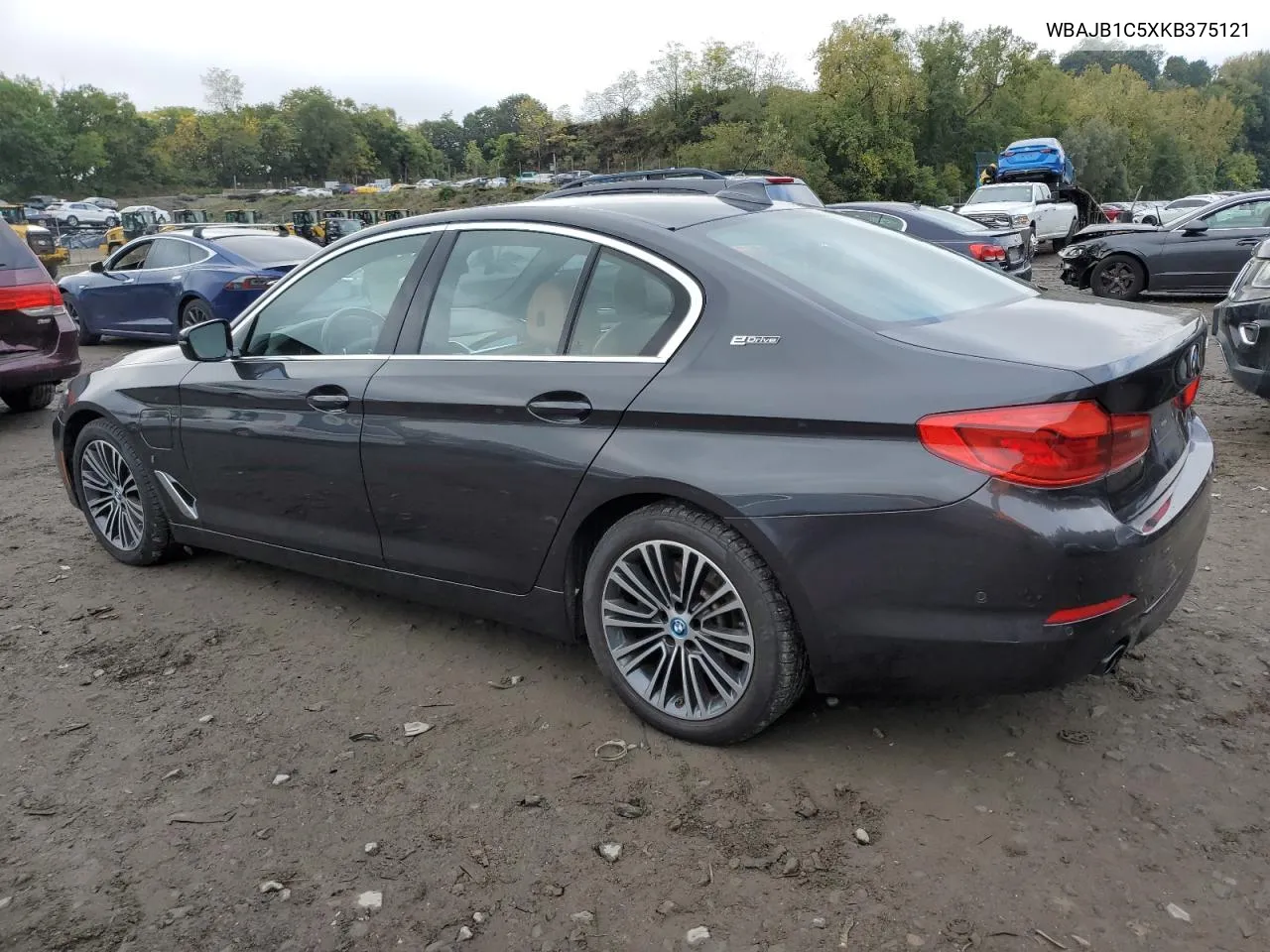 2019 BMW 530Xe VIN: WBAJB1C5XKB375121 Lot: 72836194