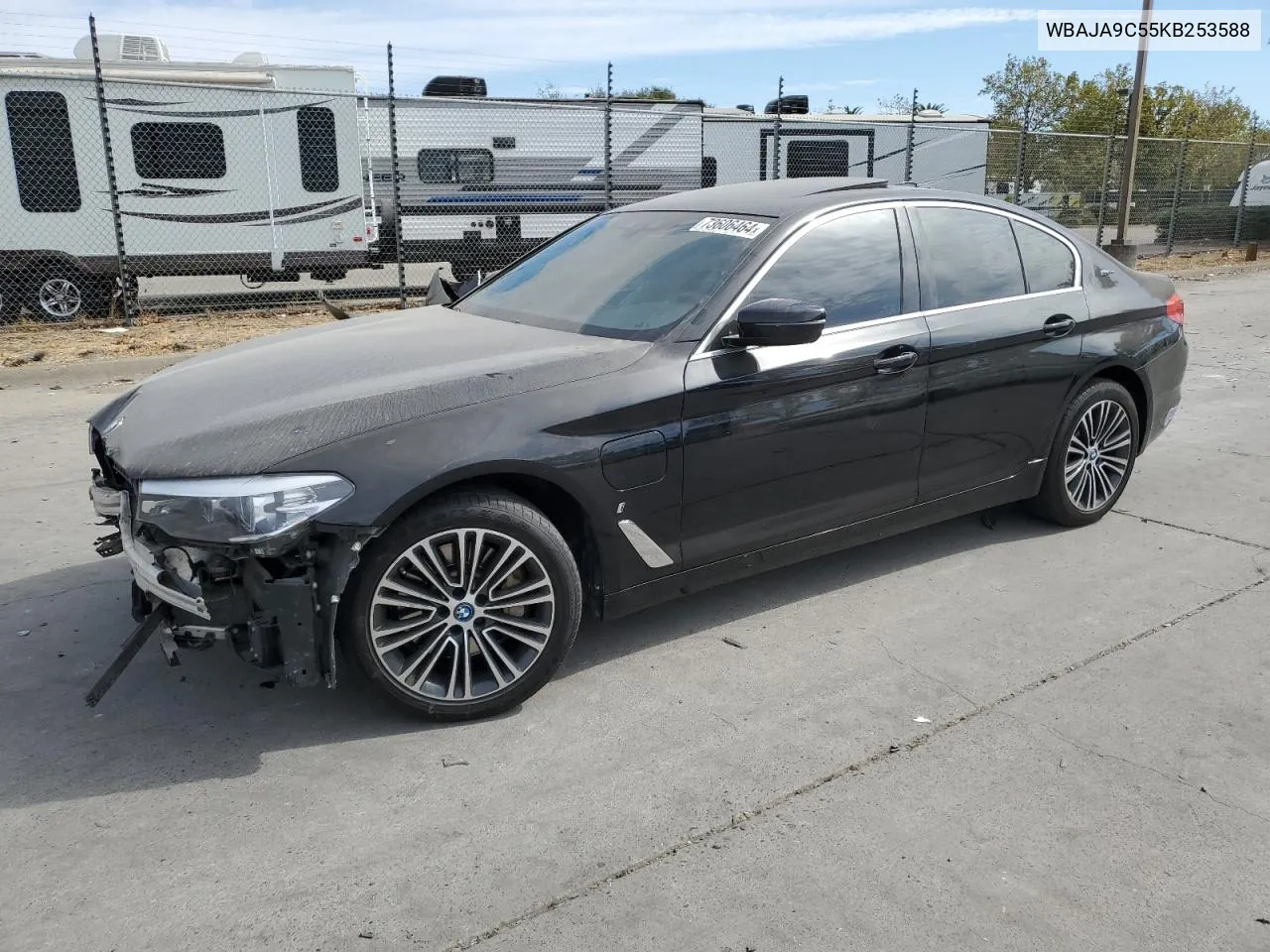 2019 BMW 530E VIN: WBAJA9C55KB253588 Lot: 73606464