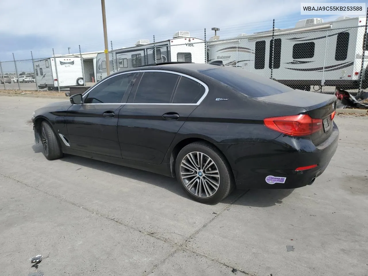 2019 BMW 530E VIN: WBAJA9C55KB253588 Lot: 73606464