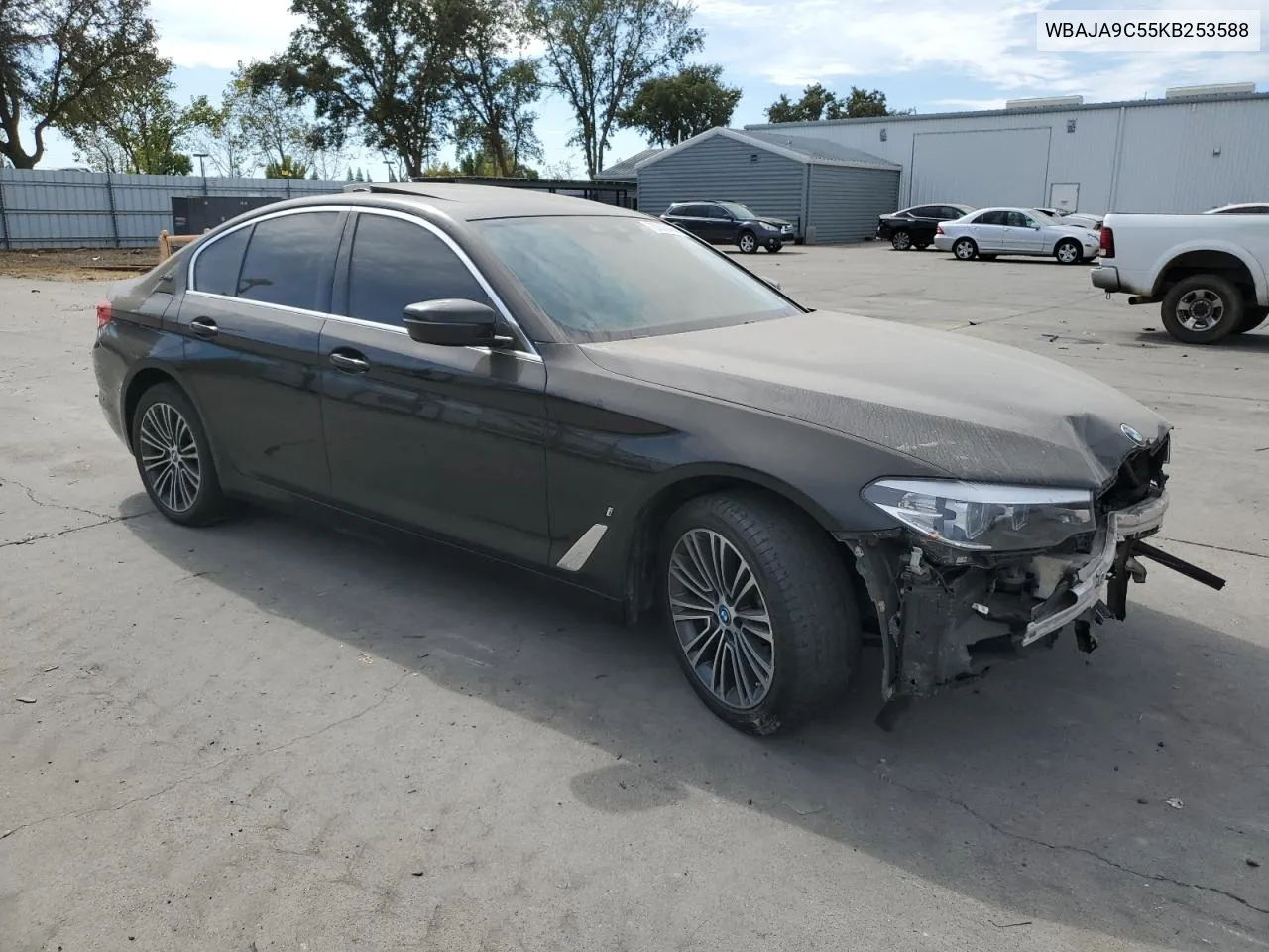 2019 BMW 530E VIN: WBAJA9C55KB253588 Lot: 73606464