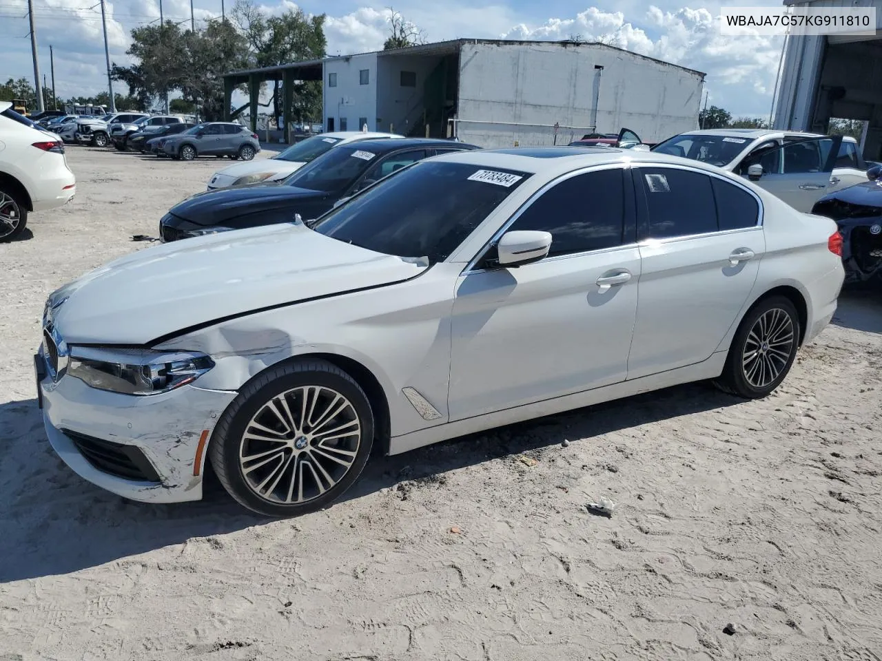 2019 BMW 530 Xi VIN: WBAJA7C57KG911810 Lot: 73783484