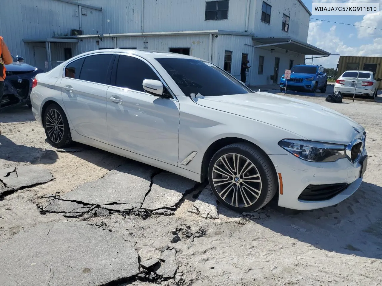 2019 BMW 530 Xi VIN: WBAJA7C57KG911810 Lot: 73783484