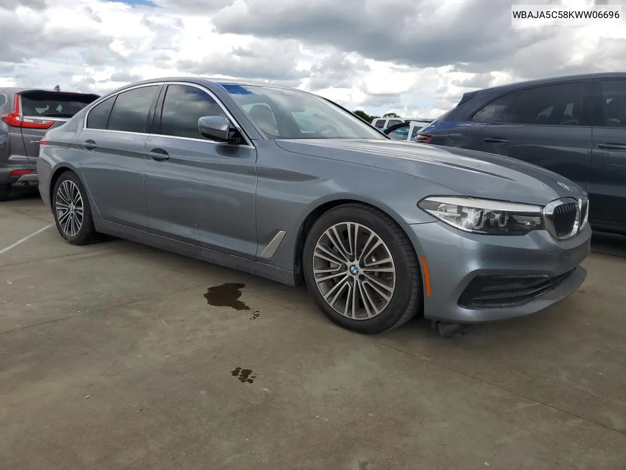 2019 BMW 530 I VIN: WBAJA5C58KWW06696 Lot: 74604044