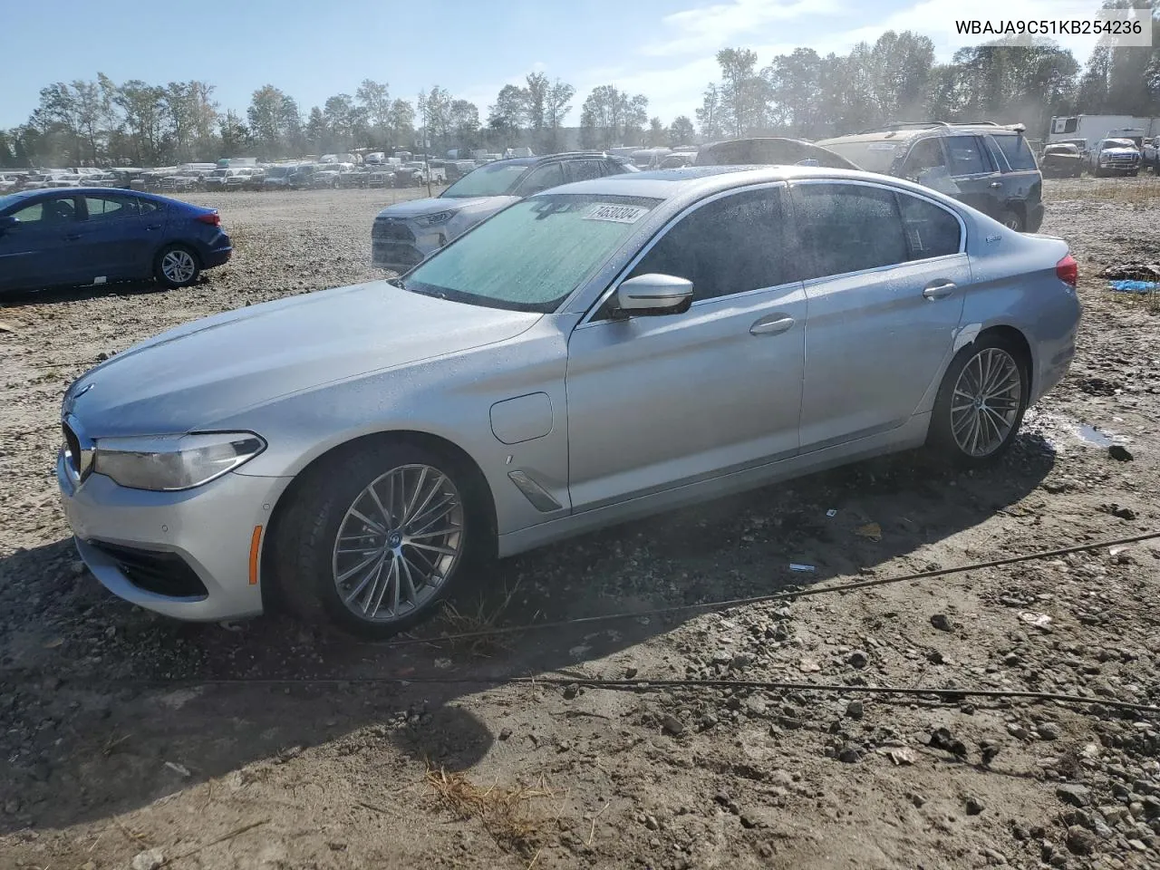 2019 BMW 530E VIN: WBAJA9C51KB254236 Lot: 74630304