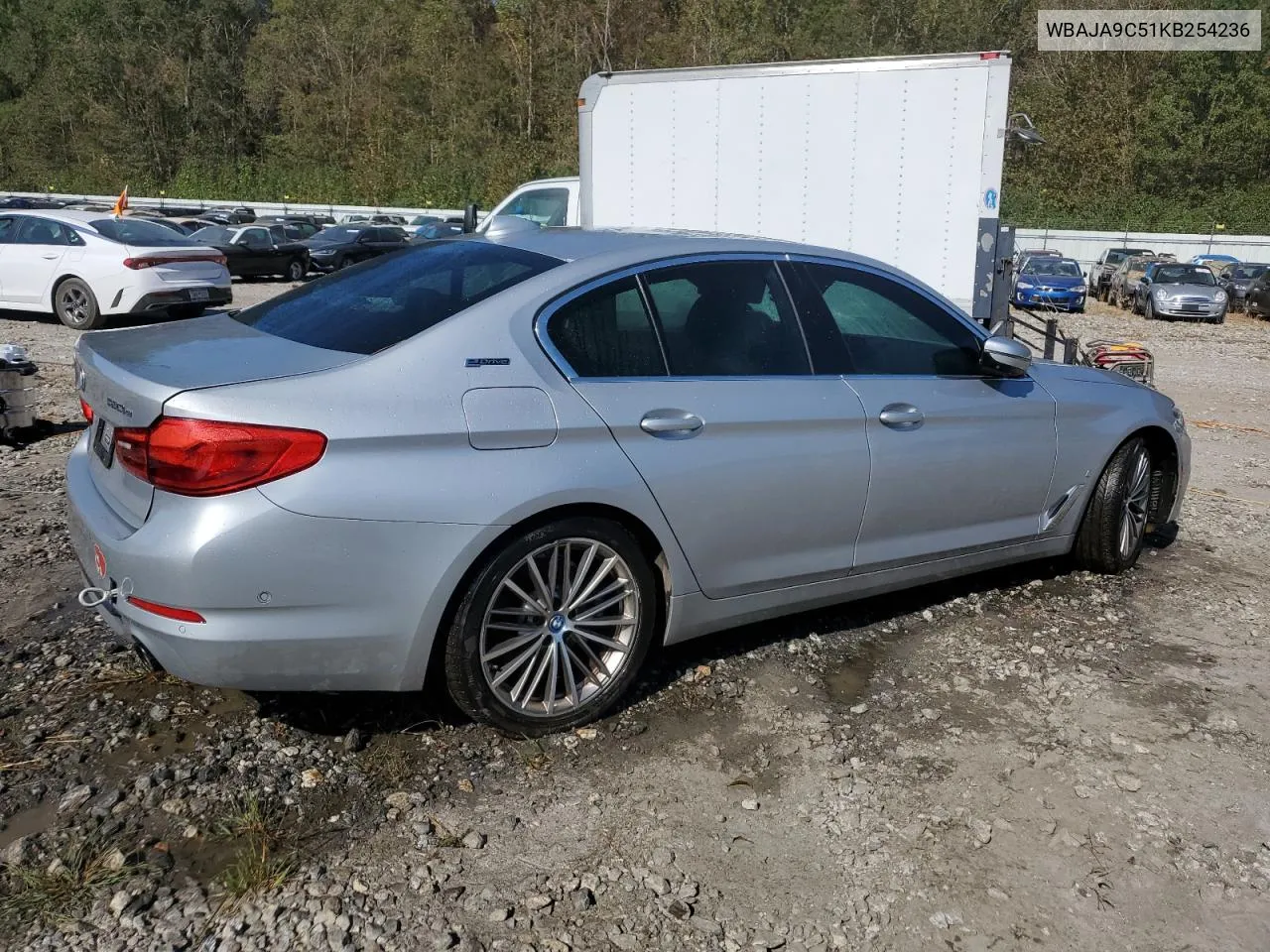 2019 BMW 530E VIN: WBAJA9C51KB254236 Lot: 74630304