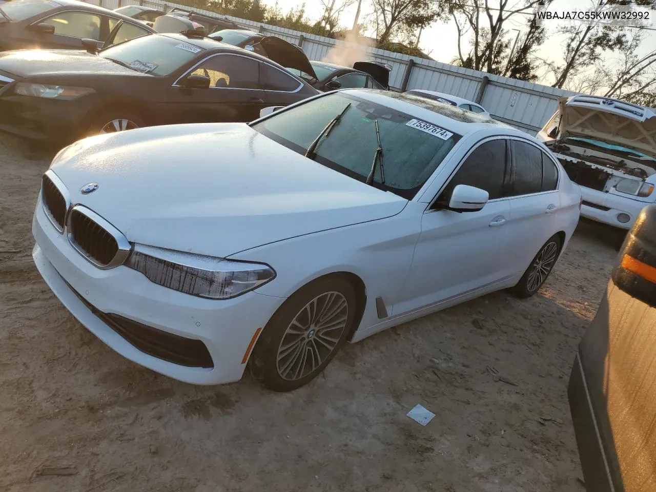 2019 BMW 530 Xi VIN: WBAJA7C55KWW32992 Lot: 75397674