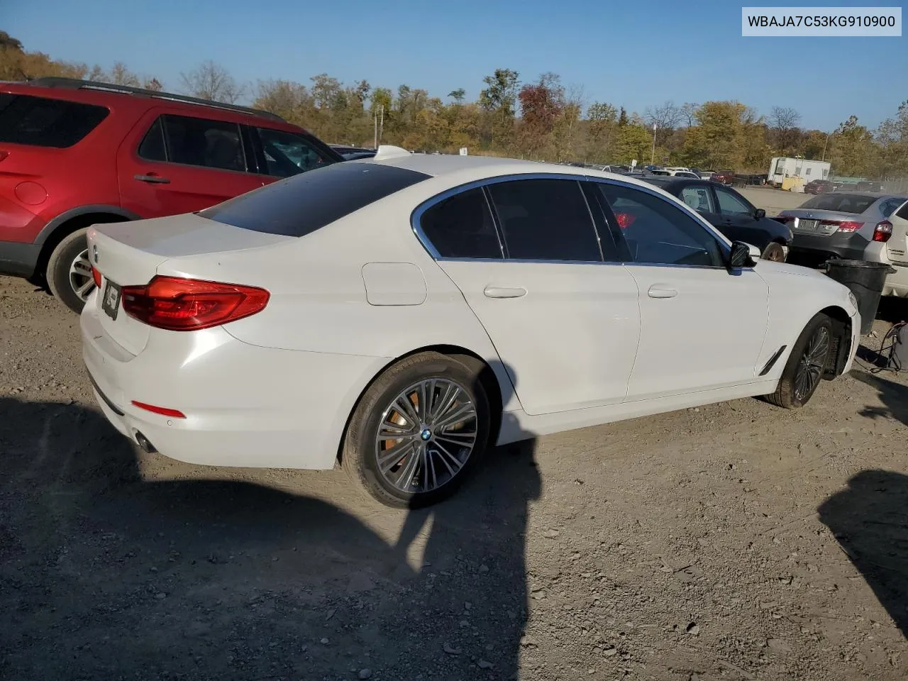 WBAJA7C53KG910900 2019 BMW 530 Xi