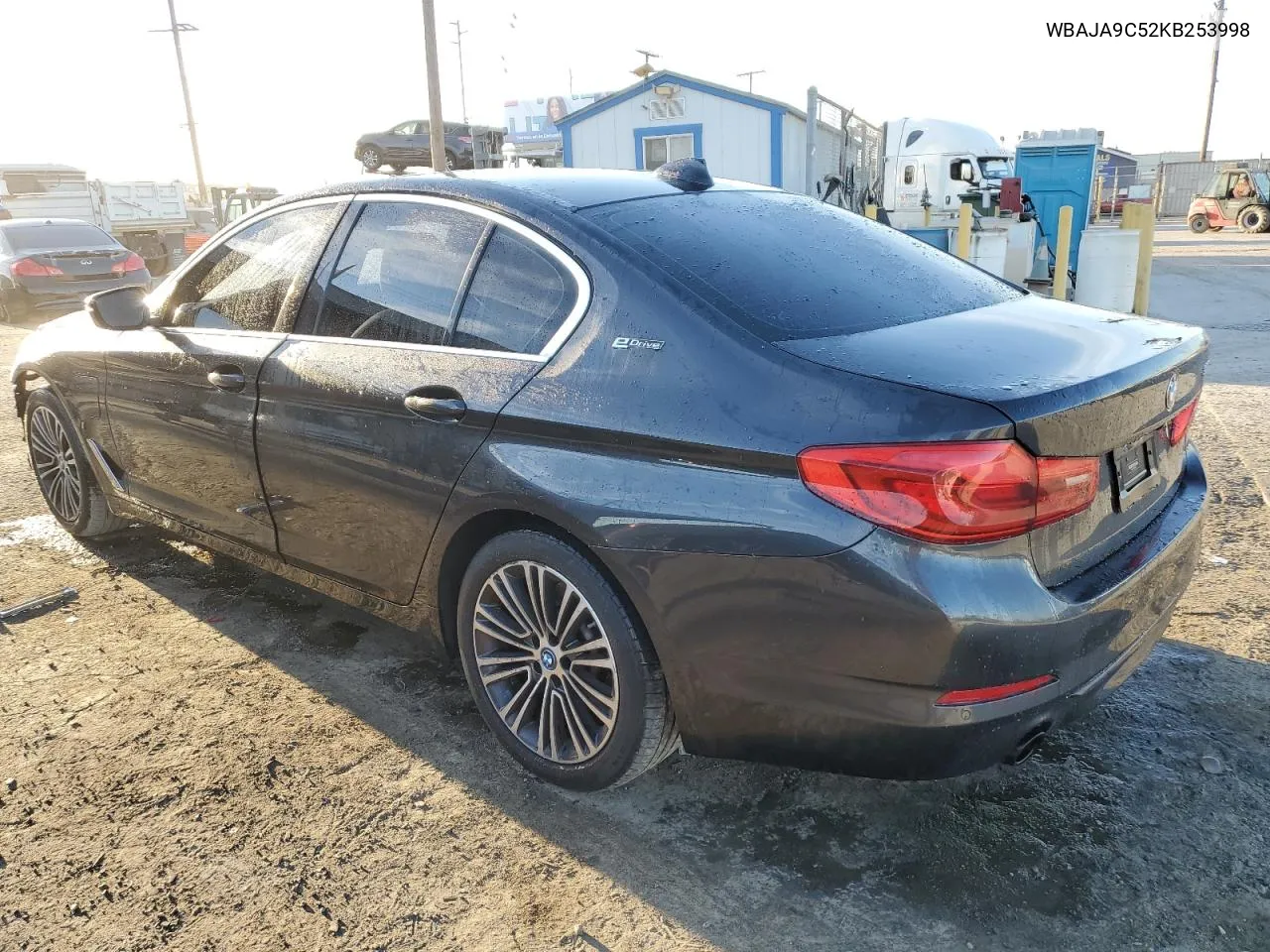 2019 BMW 530E VIN: WBAJA9C52KB253998 Lot: 77042234