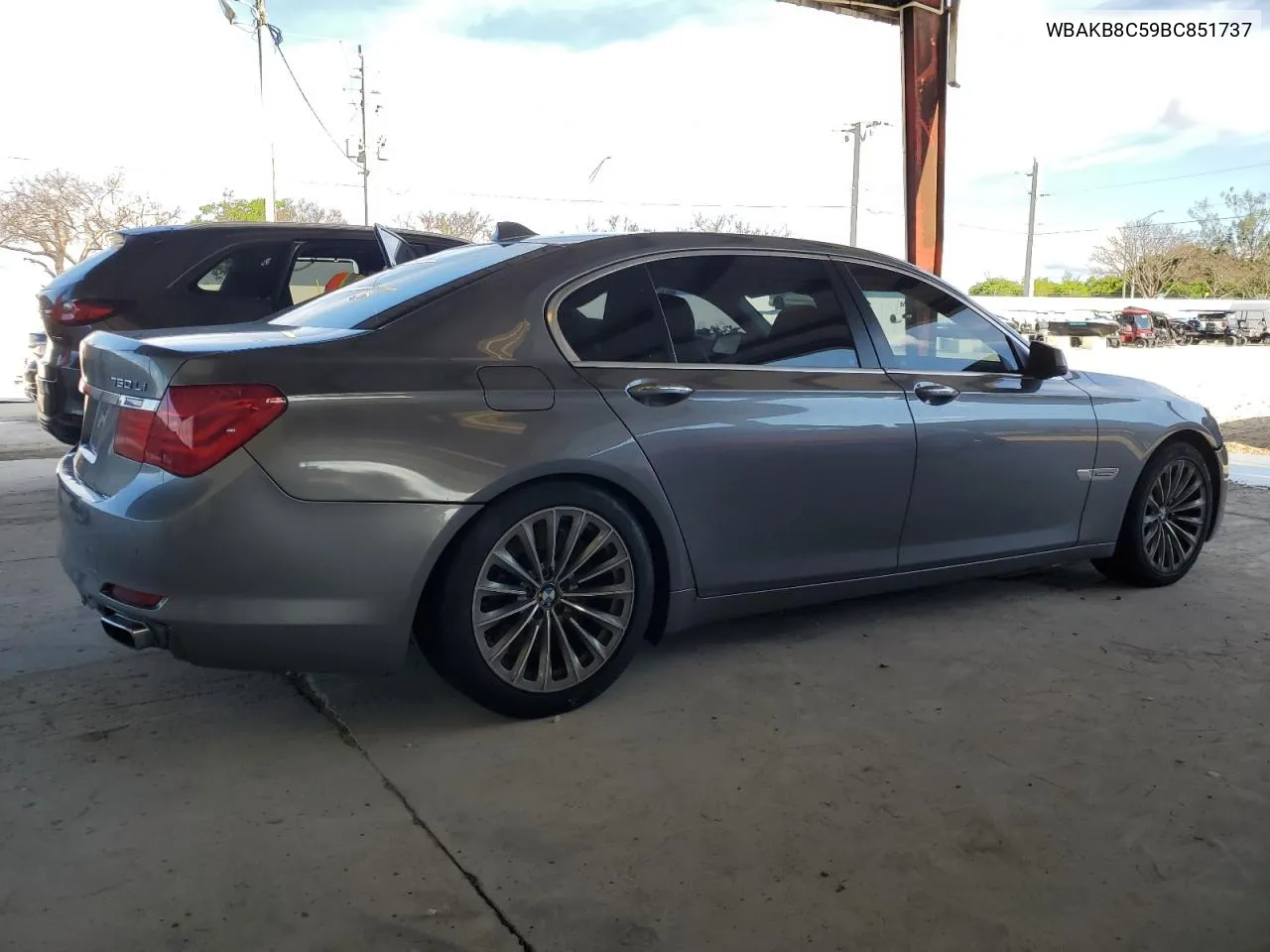 WBAKB8C59BC851737 2011 BMW 750 Li