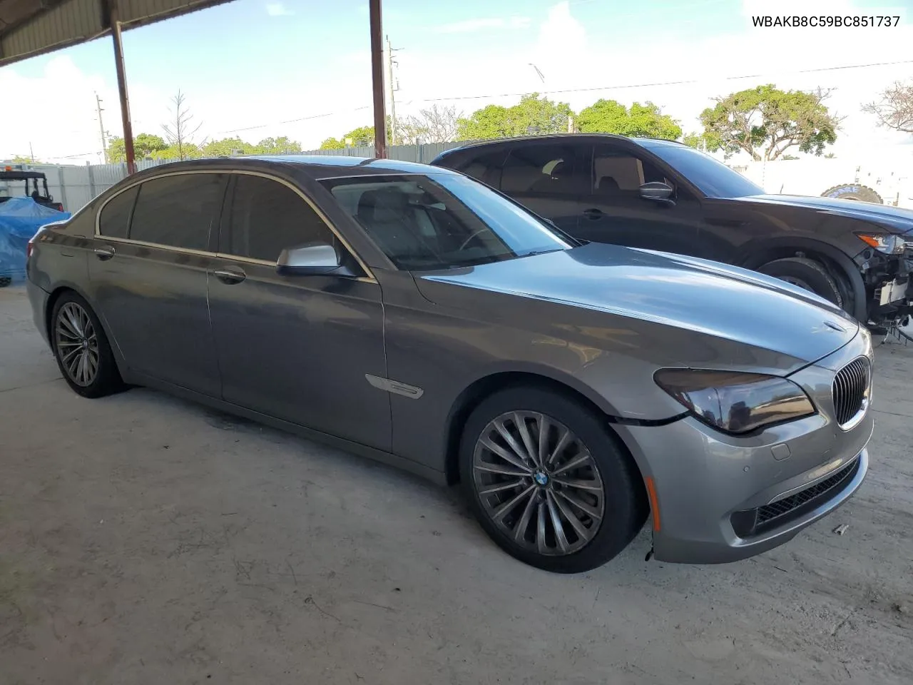 WBAKB8C59BC851737 2011 BMW 750 Li