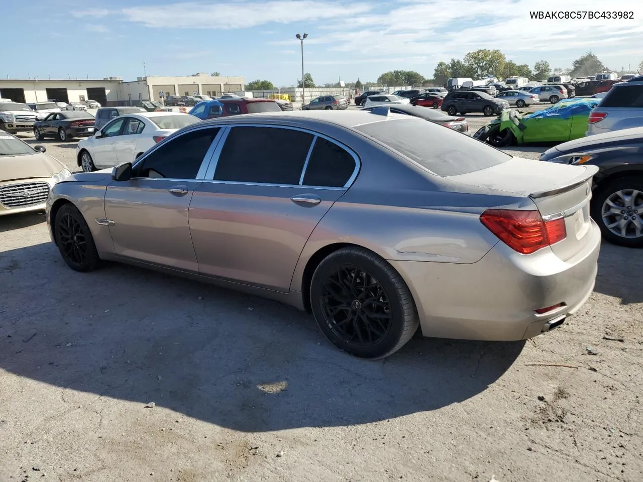 2011 BMW 750 Lxi VIN: WBAKC8C57BC433982 Lot: 71537914