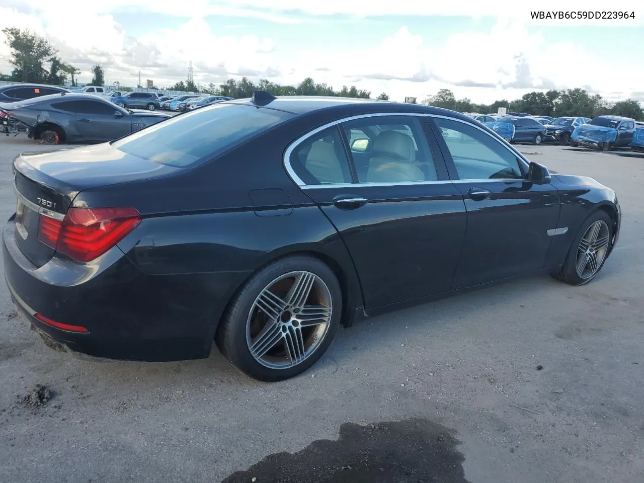 WBAYB6C59DD223964 2013 BMW 750 Xi