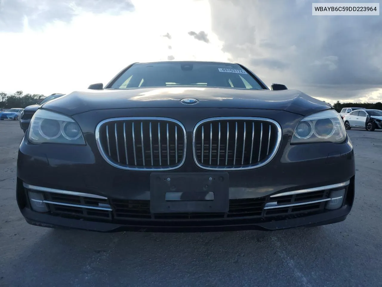 WBAYB6C59DD223964 2013 BMW 750 Xi