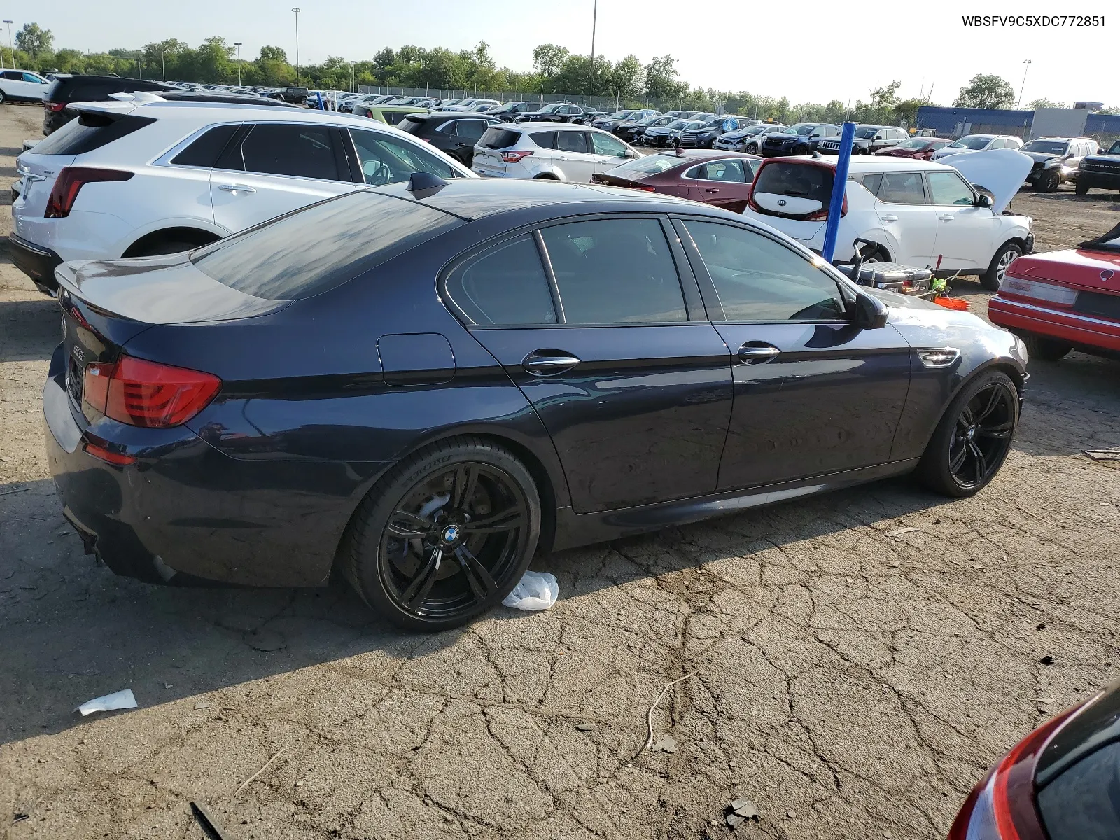 2013 BMW M5 VIN: WBSFV9C5XDC772851 Lot: 65830344