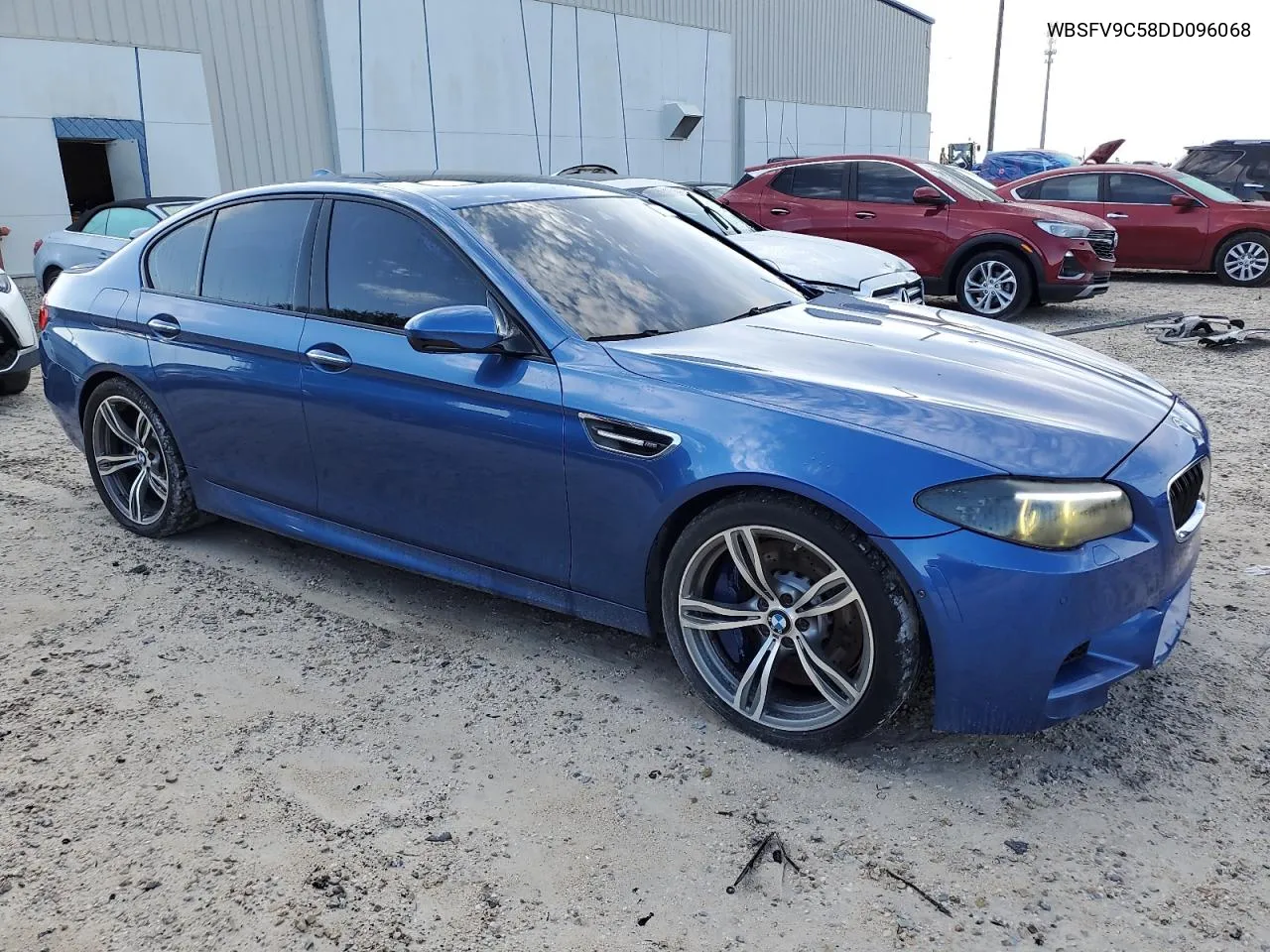 2013 BMW M5 VIN: WBSFV9C58DD096068 Lot: 79225784