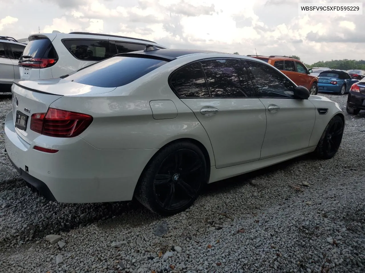 WBSFV9C5XFD595229 2015 BMW M5