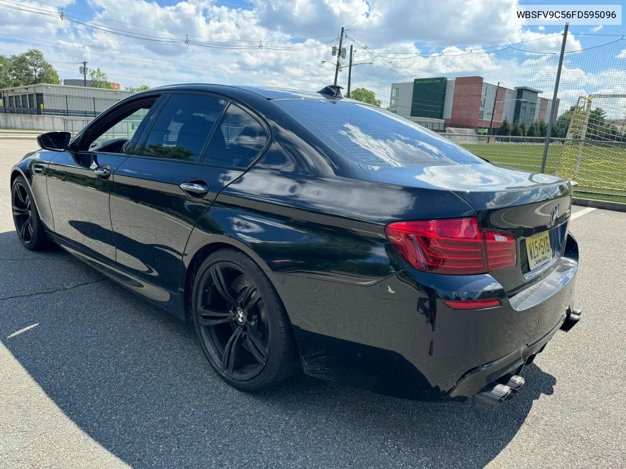 2015 BMW M5 VIN: WBSFV9C56FD595096 Lot: 76574074