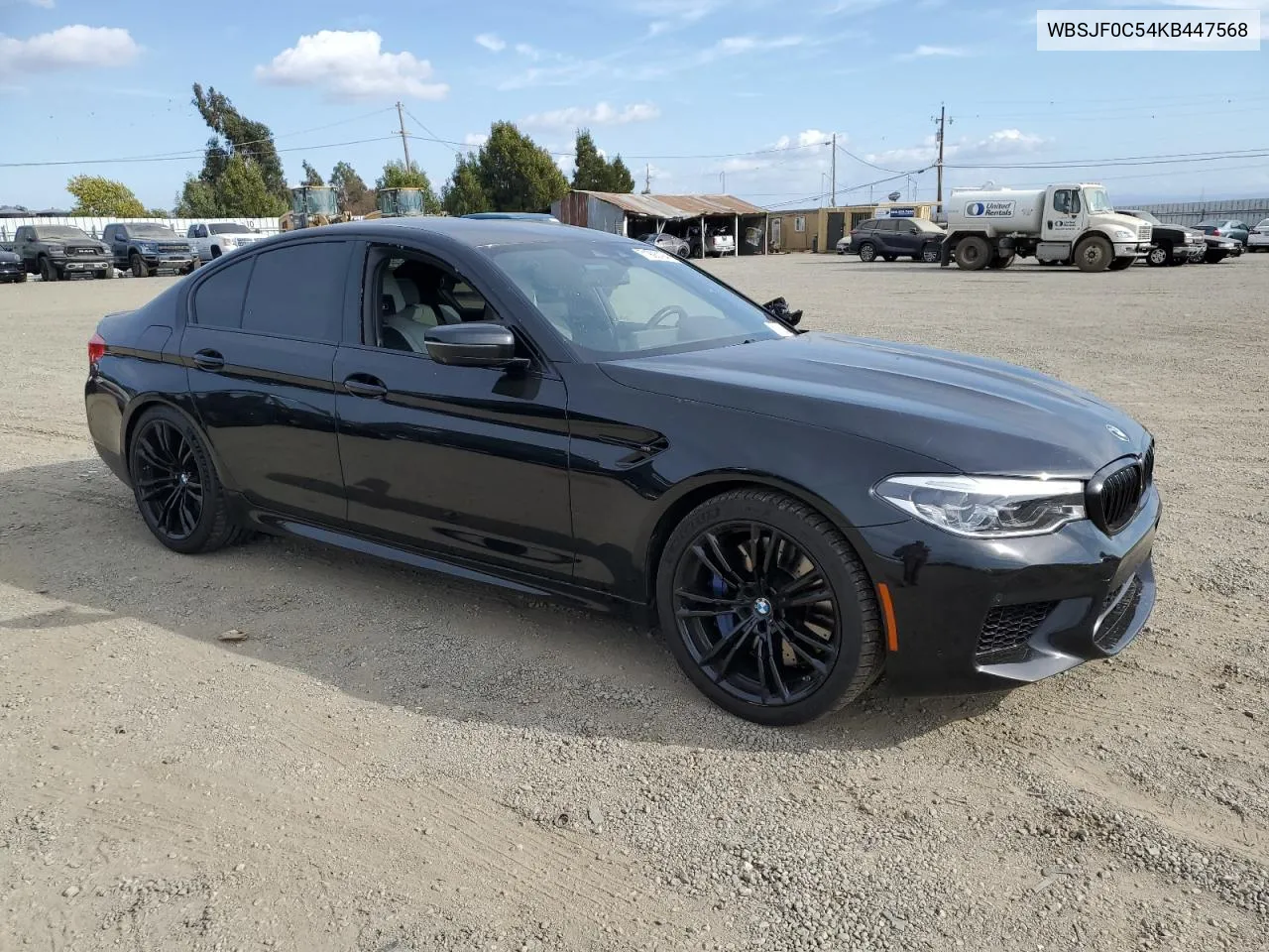 WBSJF0C54KB447568 2019 BMW M5