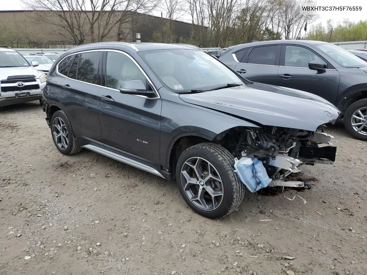 WBXHT3C37H5F76559 2017 BMW X1 xDrive28I