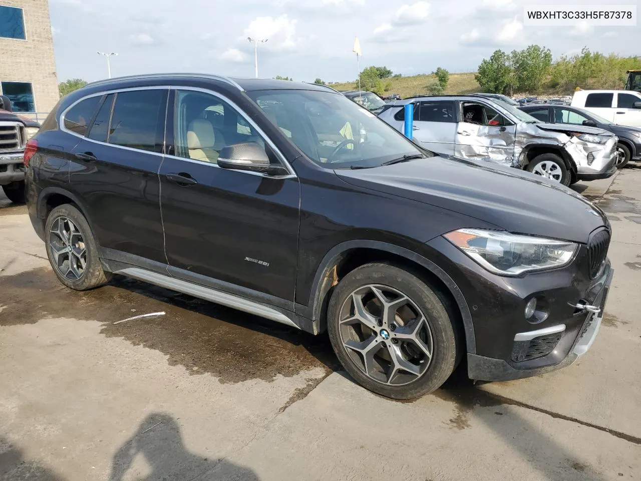 WBXHT3C33H5F87378 2017 BMW X1 xDrive28I