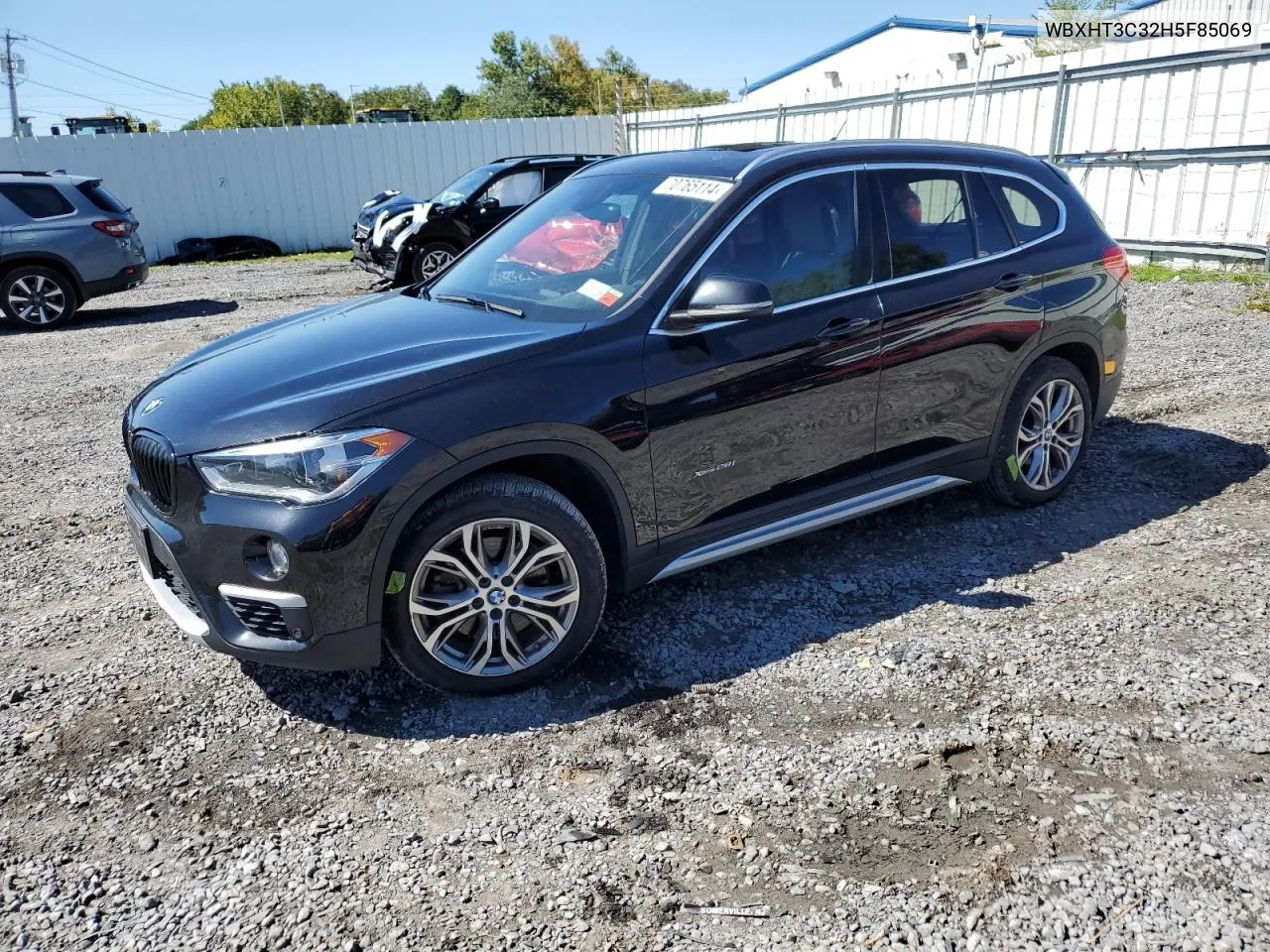 WBXHT3C32H5F85069 2017 BMW X1 xDrive28I