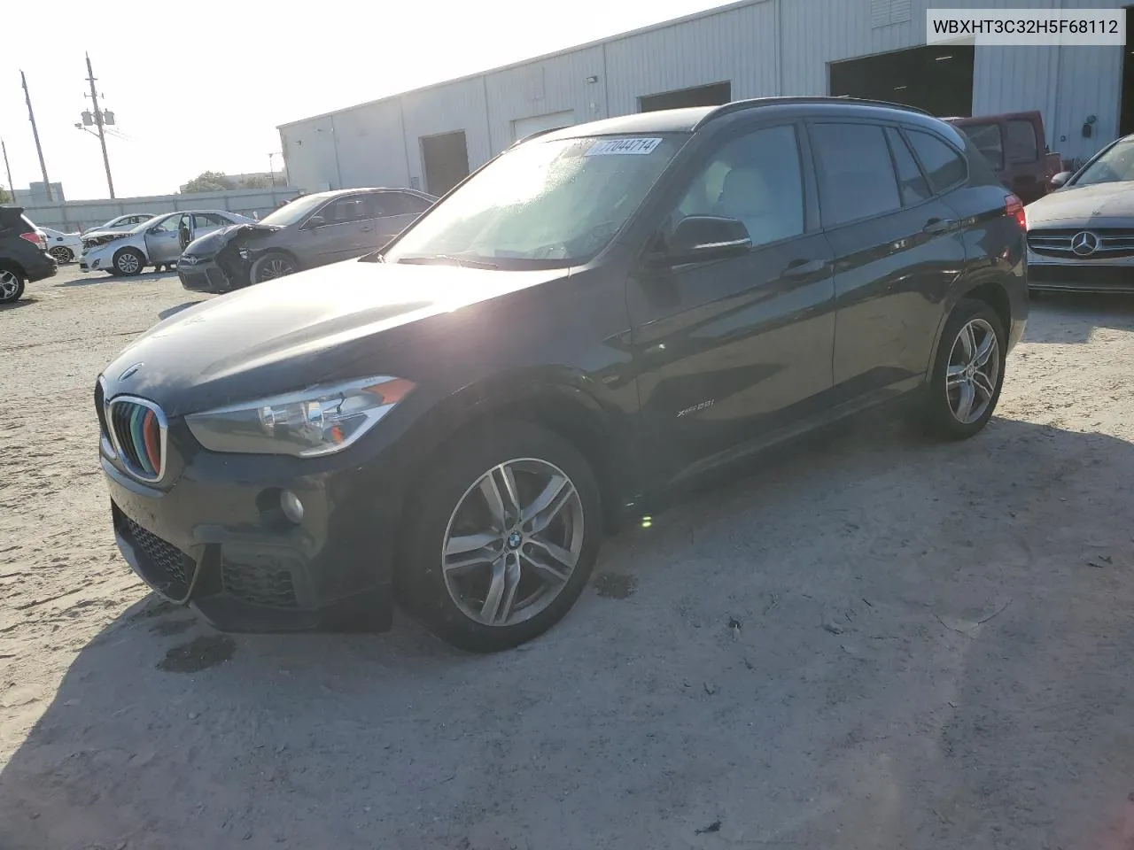 WBXHT3C32H5F68112 2017 BMW X1 xDrive28I