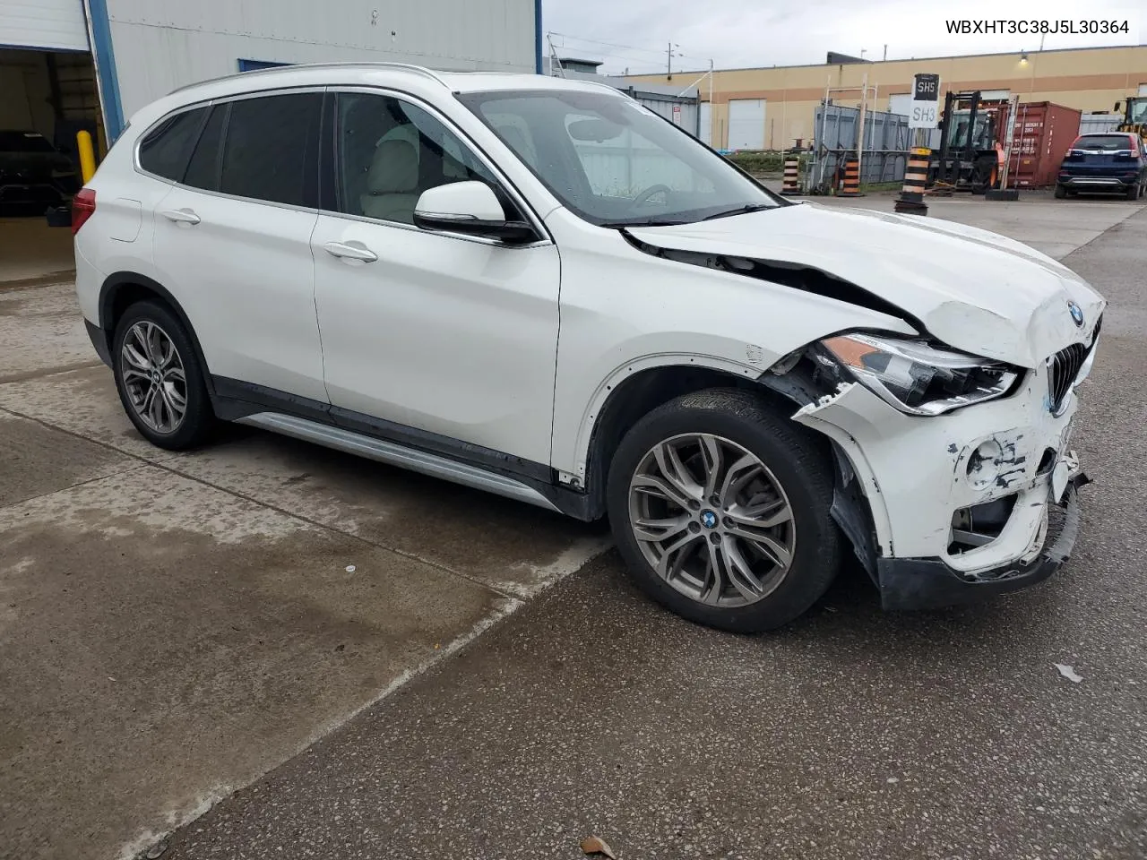 2018 BMW X1 xDrive28I VIN: WBXHT3C38J5L30364 Lot: 70216744