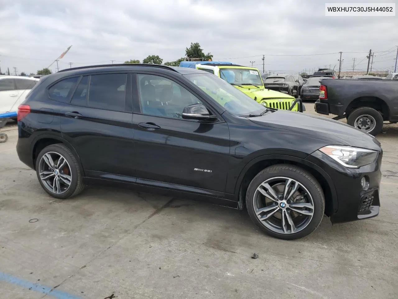 WBXHU7C30J5H44052 2018 BMW X1 Sdrive28I