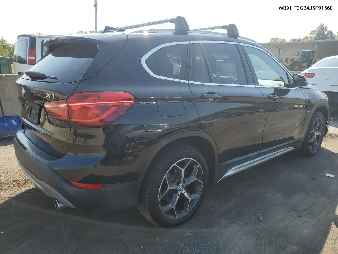 WBXHT3C34J5F91560 2018 BMW X1 xDrive28I