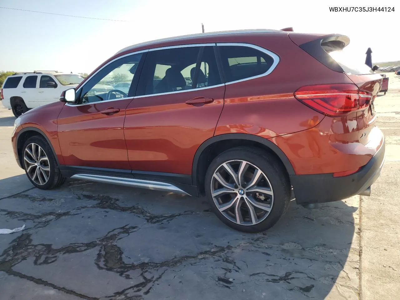 WBXHU7C35J3H44124 2018 BMW X1 Sdrive28I