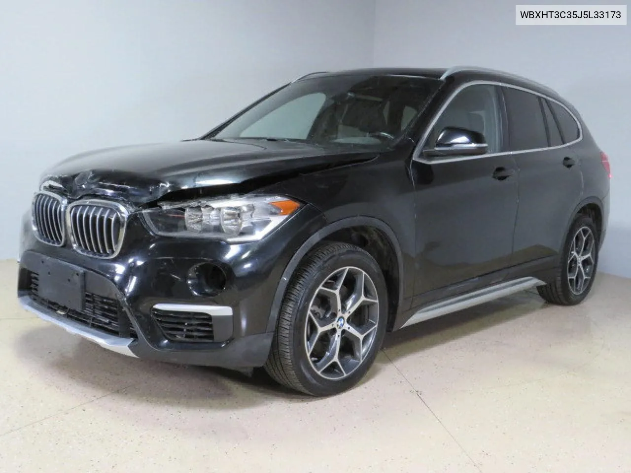 WBXHT3C35J5L33173 2018 BMW X1 xDrive28I